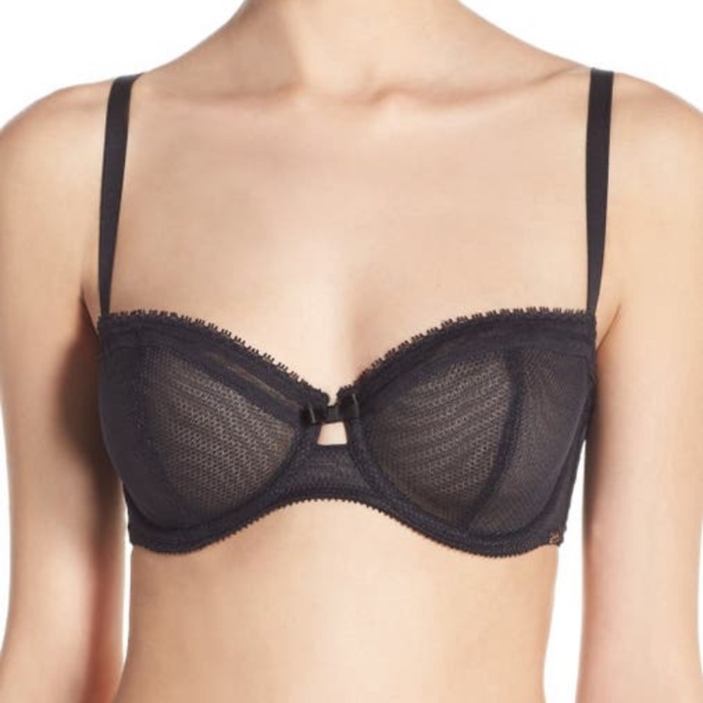 NWT Chantelle Parisian Demi Bra